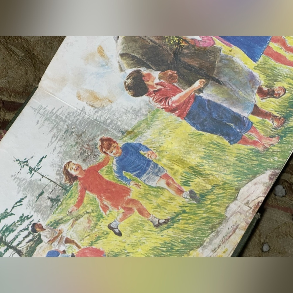 The Children's Living Bible Vintage 1971 - Picture 8 of 11